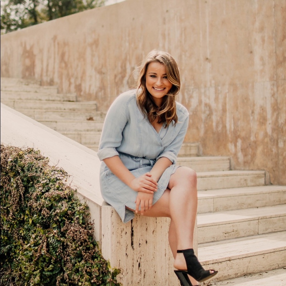 Meet your Posher, Emma